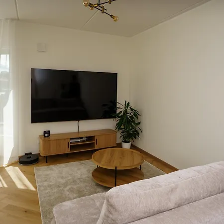 Stylish Veerenni With Panoramic Windows *