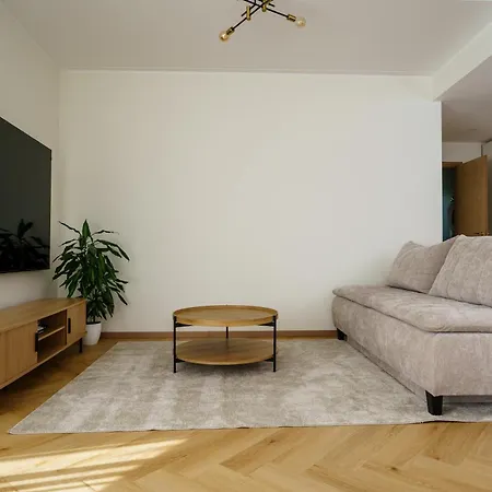 Stylish Veerenni With Panoramic Windows Tallinn