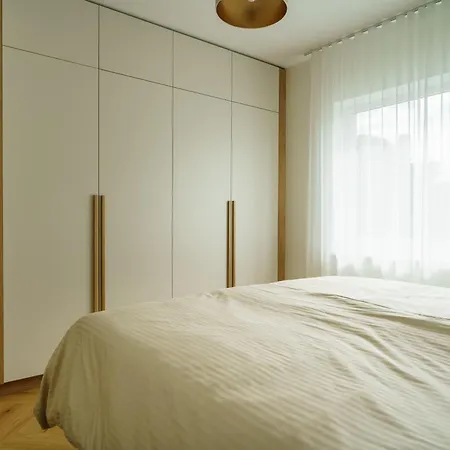 Stylish Veerenni With Panoramic Windows