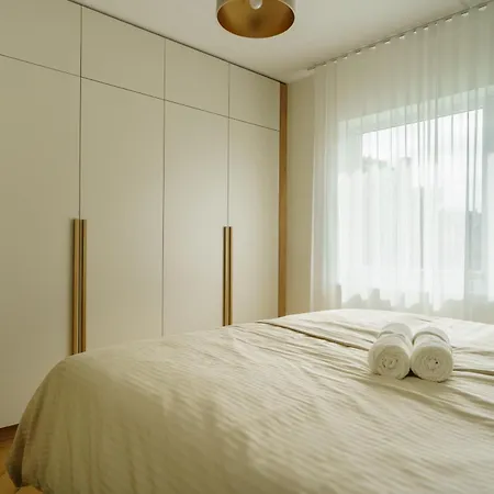 Korter Stylish Veerenni With Panoramic Windows Tallinn